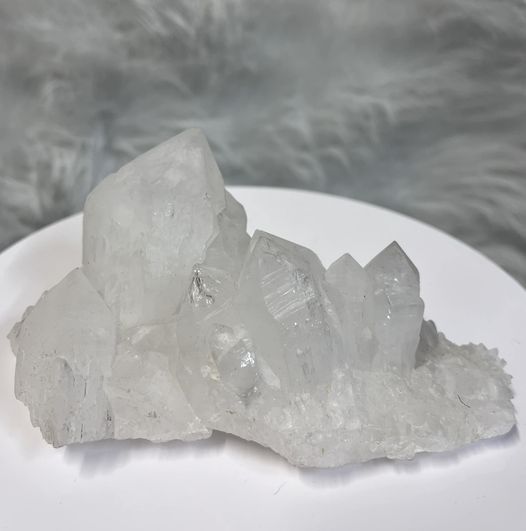 Snow Quartz – Crystal Infinity