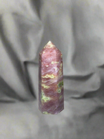 Plum Jasper and Serpentine Points