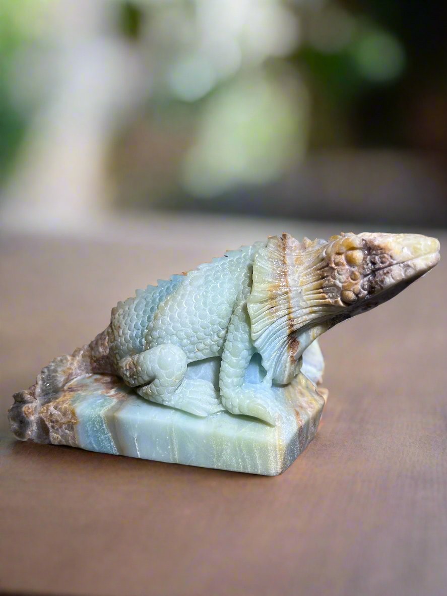 Caribbean Calcite Bearded Dragon Limited Edition Carving