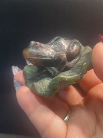 Arfvedsonite Frog on Jade Lilly Pad Carving