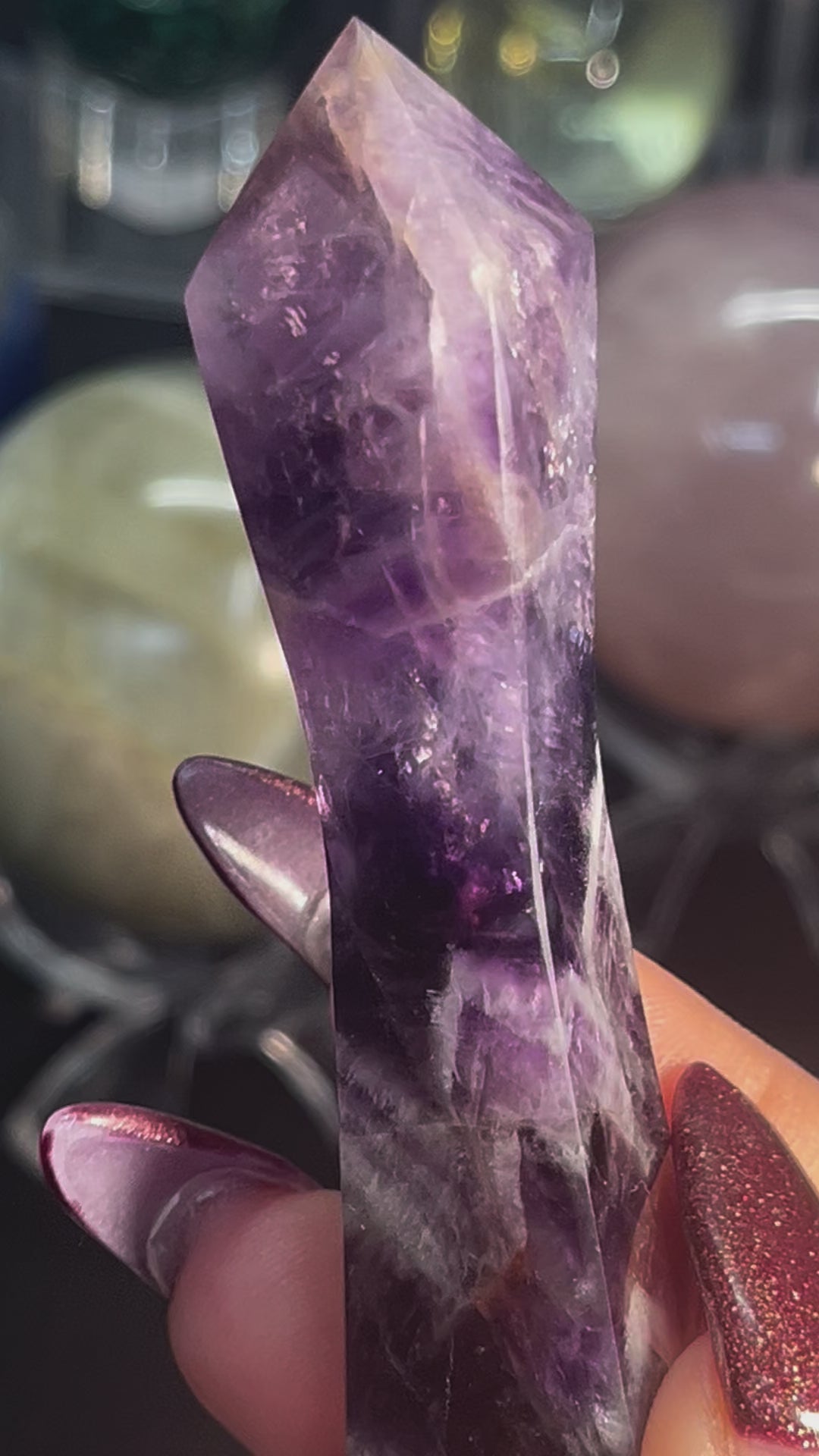 Chevron Amethyst Point